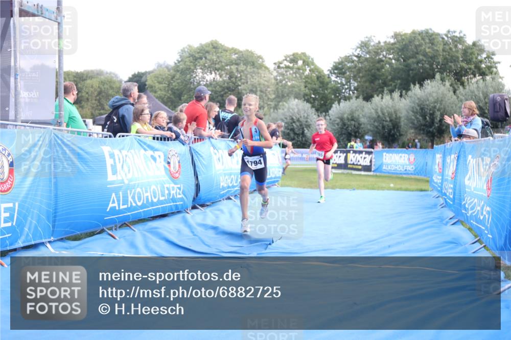 25.08.2024 - Elbe Triathlon Hamburg H.Heesch http://msf.ph/oto/6882725 25.08.2024 12:52:15 Ziel 1765, 1794 meine-sportfotos.de