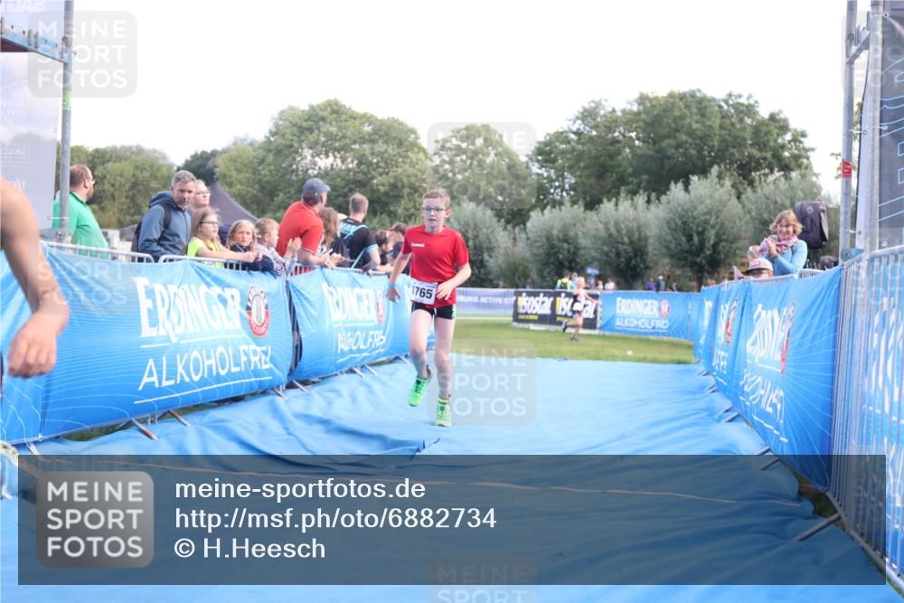 25.08.2024 - Elbe Triathlon Hamburg H.Heesch http://msf.ph/oto/6882734 25.08.2024 12:52:17 Ziel 1765, 1794 meine-sportfotos.de