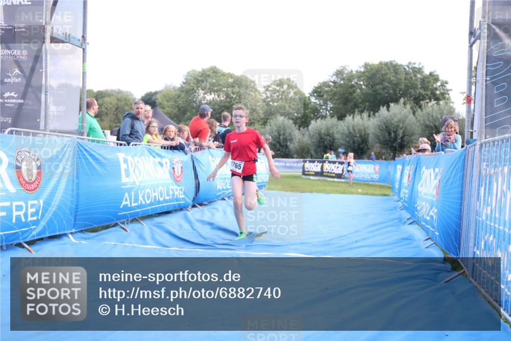 25.08.2024 - Elbe Triathlon Hamburg H.Heesch http://msf.ph/oto/6882740 25.08.2024 12:52:17 Ziel 1765, 1794 meine-sportfotos.de