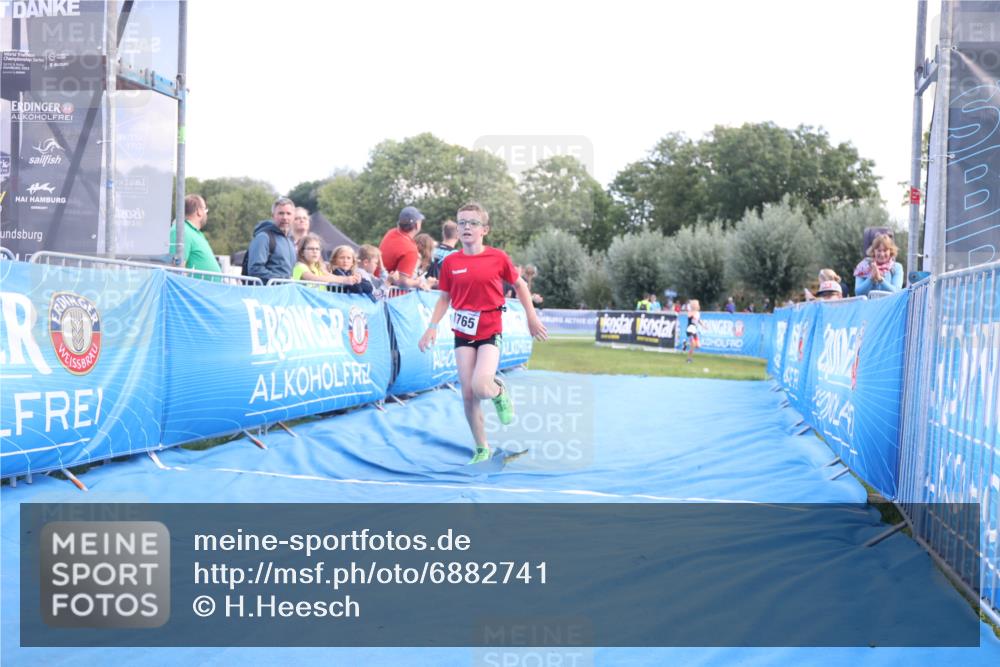 25.08.2024 - Elbe Triathlon Hamburg H.Heesch http://msf.ph/oto/6882741 25.08.2024 12:52:17 Ziel 1765, 1794 meine-sportfotos.de