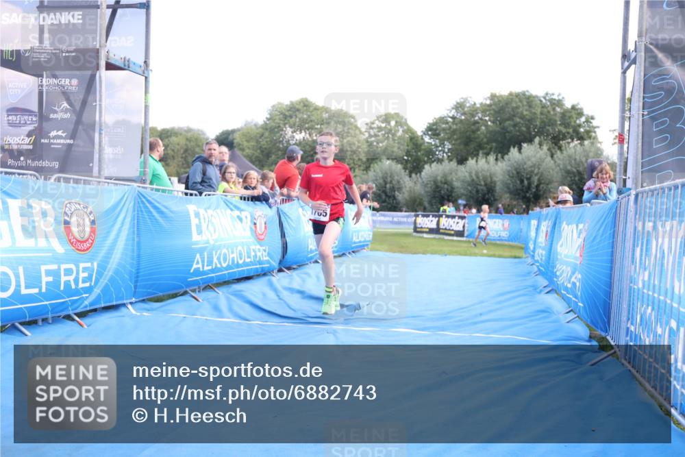 25.08.2024 - Elbe Triathlon Hamburg H.Heesch http://msf.ph/oto/6882743 25.08.2024 12:52:17 Ziel 1765, 1794 meine-sportfotos.de