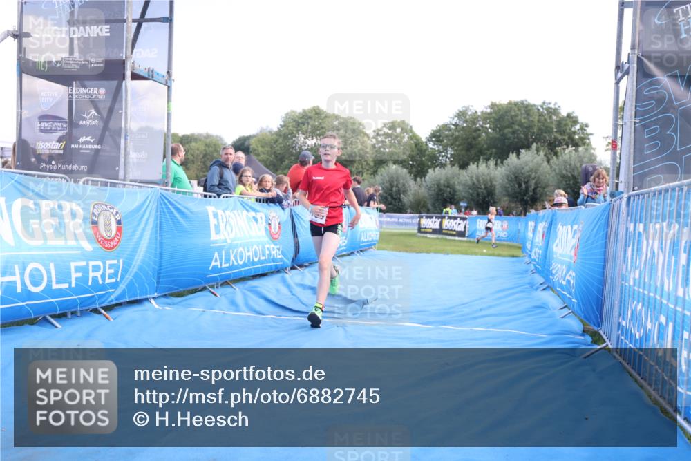 25.08.2024 - Elbe Triathlon Hamburg H.Heesch http://msf.ph/oto/6882745 25.08.2024 12:52:17 Ziel 1765, 1794 meine-sportfotos.de