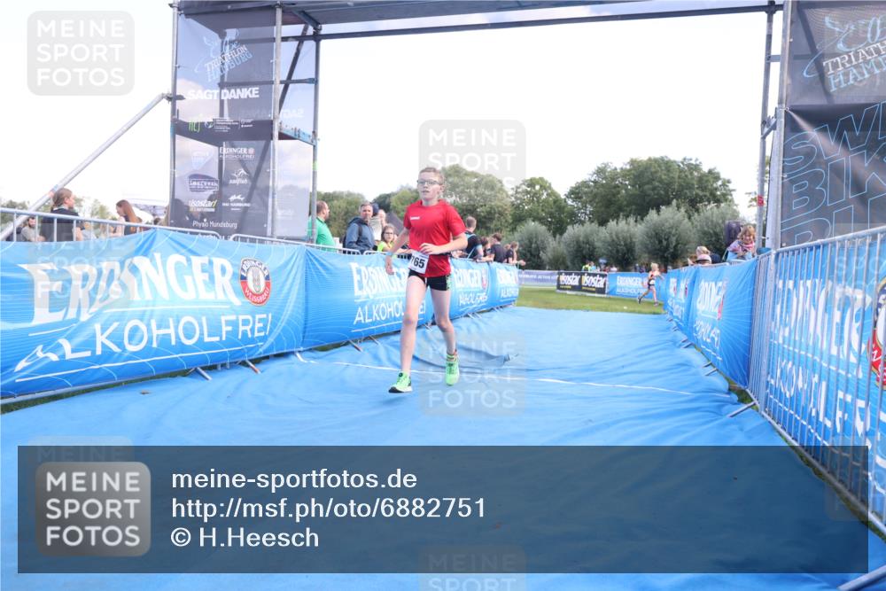 25.08.2024 - Elbe Triathlon Hamburg H.Heesch http://msf.ph/oto/6882751 25.08.2024 12:52:17 Ziel 1765, 1794 meine-sportfotos.de