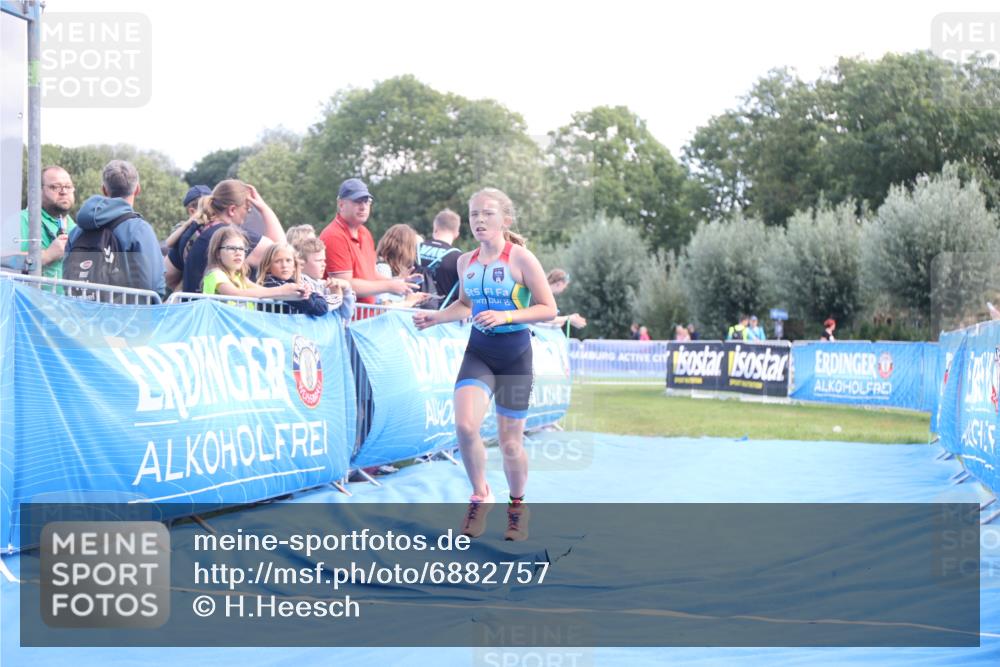 25.08.2024 - Elbe Triathlon Hamburg H.Heesch http://msf.ph/oto/6882757 25.08.2024 12:52:28 Ziel 1805 meine-sportfotos.de