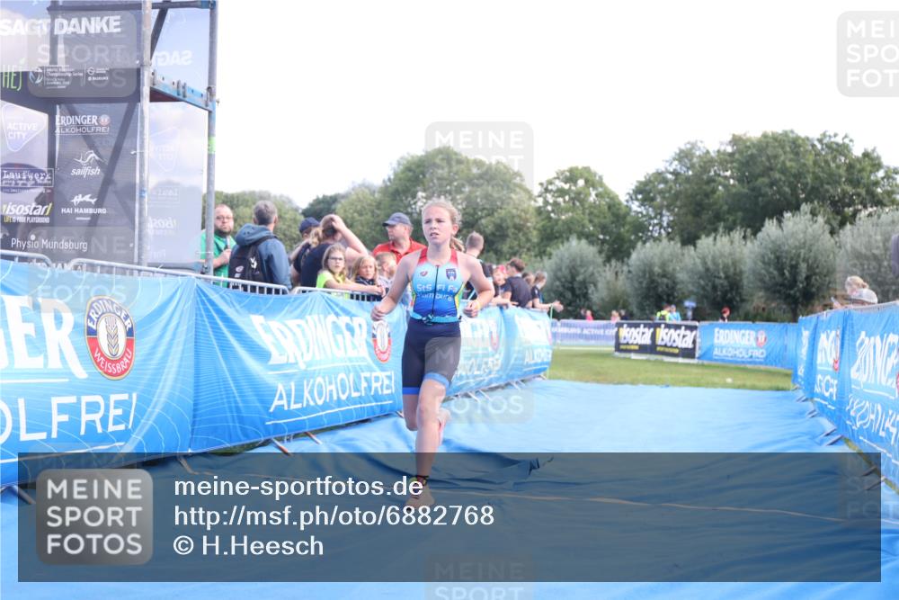 25.08.2024 - Elbe Triathlon Hamburg H.Heesch http://msf.ph/oto/6882768 25.08.2024 12:52:28 Ziel 1805 meine-sportfotos.de