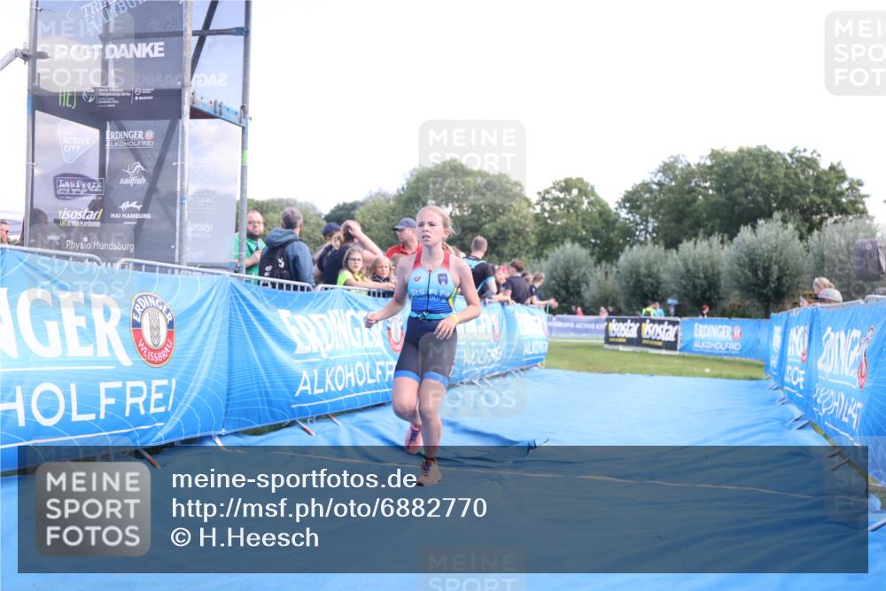 25.08.2024 - Elbe Triathlon Hamburg H.Heesch http://msf.ph/oto/6882770 25.08.2024 12:52:28 Ziel 1805 meine-sportfotos.de