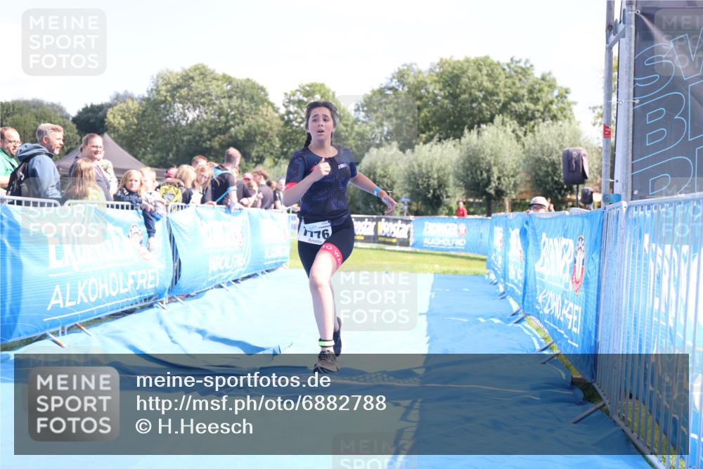 25.08.2024 - Elbe Triathlon Hamburg H.Heesch http://msf.ph/oto/6882788 25.08.2024 12:52:52 Ziel 1776 meine-sportfotos.de