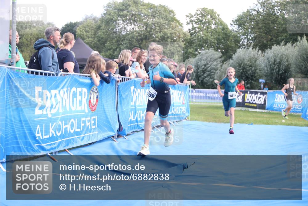 25.08.2024 - Elbe Triathlon Hamburg H.Heesch http://msf.ph/oto/6882838 25.08.2024 12:53:47 Ziel 1789, 1817 meine-sportfotos.de