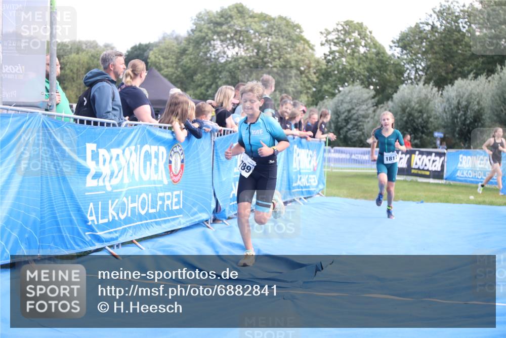 25.08.2024 - Elbe Triathlon Hamburg H.Heesch http://msf.ph/oto/6882841 25.08.2024 12:53:47 Ziel 1789, 1817 meine-sportfotos.de