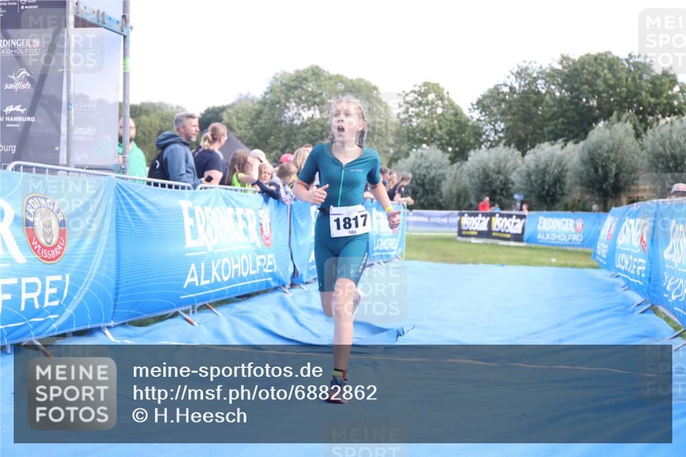 25.08.2024 - Elbe Triathlon Hamburg H.Heesch http://msf.ph/oto/6882862 25.08.2024 12:53:49 Ziel 1789, 1817 meine-sportfotos.de