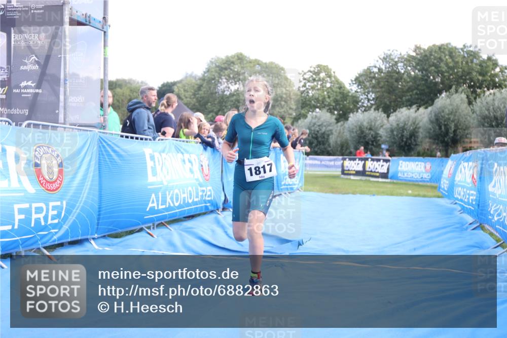 25.08.2024 - Elbe Triathlon Hamburg H.Heesch http://msf.ph/oto/6882863 25.08.2024 12:53:49 Ziel 1789, 1817 meine-sportfotos.de