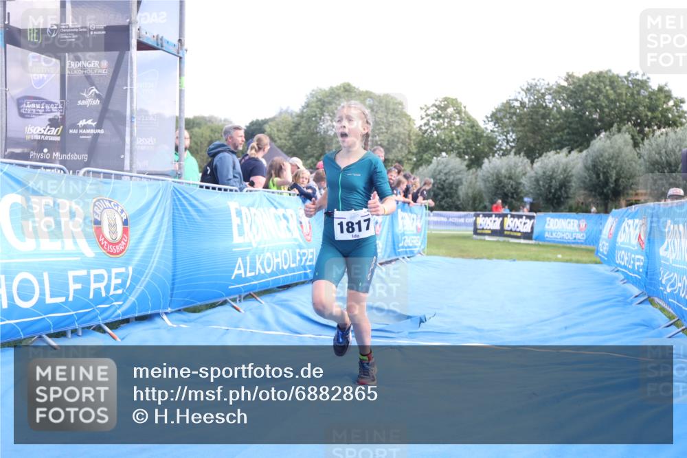 25.08.2024 - Elbe Triathlon Hamburg H.Heesch http://msf.ph/oto/6882865 25.08.2024 12:53:49 Ziel 1789, 1817 meine-sportfotos.de