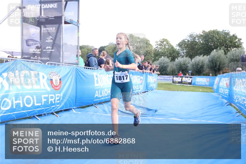 25.08.2024 - Elbe Triathlon Hamburg H.Heesch http://msf.ph/oto/6882868 25.08.2024 12:53:49 Ziel 1789, 1817 meine-sportfotos.de