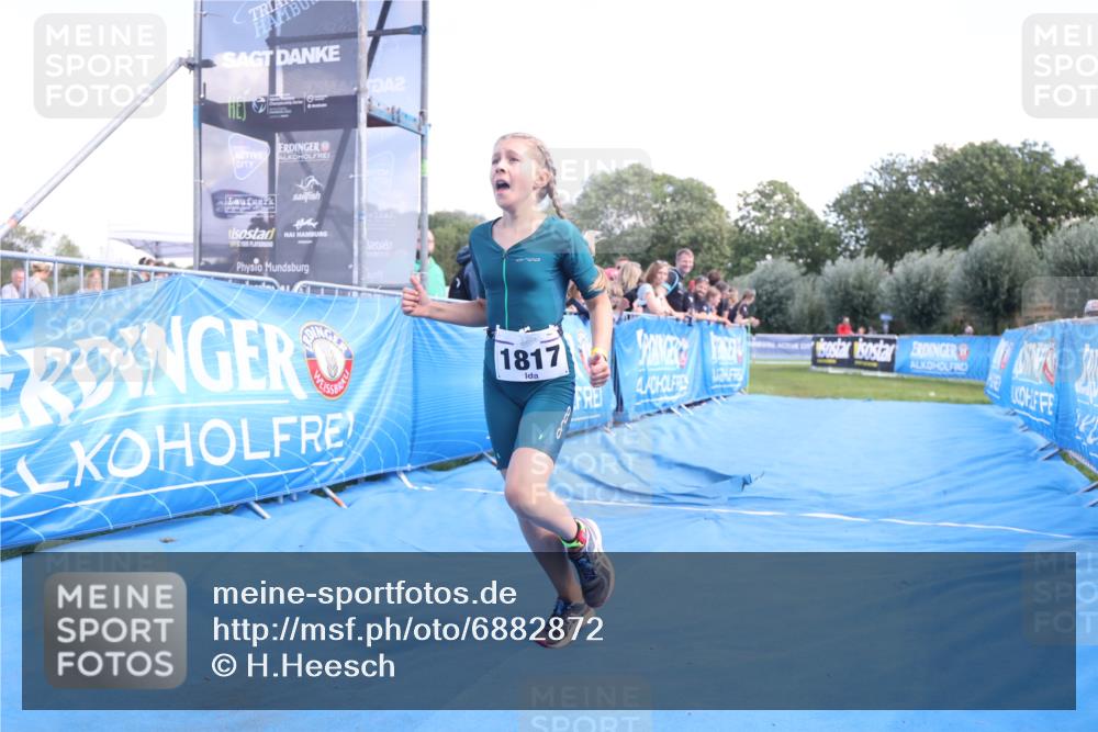 25.08.2024 - Elbe Triathlon Hamburg H.Heesch http://msf.ph/oto/6882872 25.08.2024 12:53:50 Ziel 1789, 1817 meine-sportfotos.de