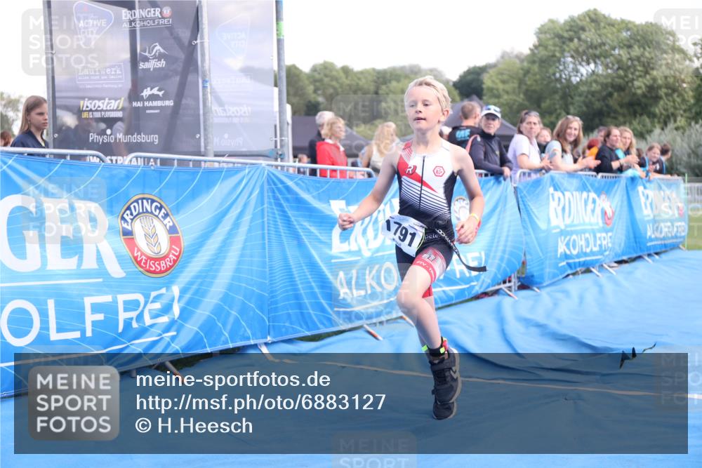 25.08.2024 - Elbe Triathlon Hamburg H.Heesch http://msf.ph/oto/6883127 25.08.2024 12:56:49 Ziel 1791 meine-sportfotos.de