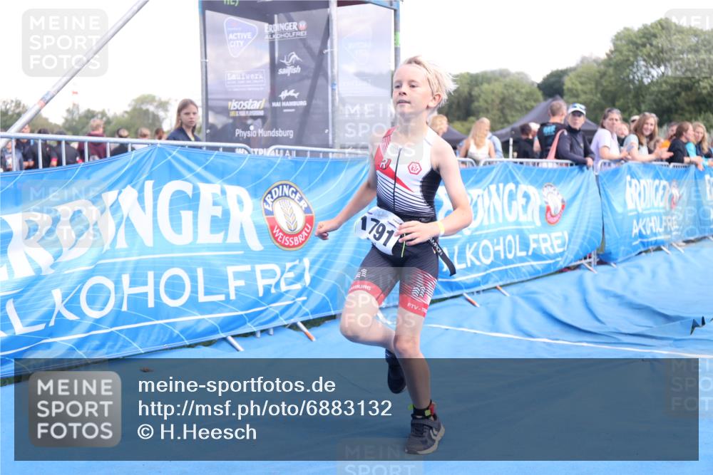 25.08.2024 - Elbe Triathlon Hamburg H.Heesch http://msf.ph/oto/6883132 25.08.2024 12:56:50 Ziel 1791 meine-sportfotos.de