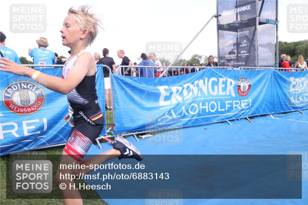 25.08.2024 - Elbe Triathlon Hamburg H.Heesch http://msf.ph/oto/6883143 25.08.2024 12:56:50 Ziel 1791 meine-sportfotos.de