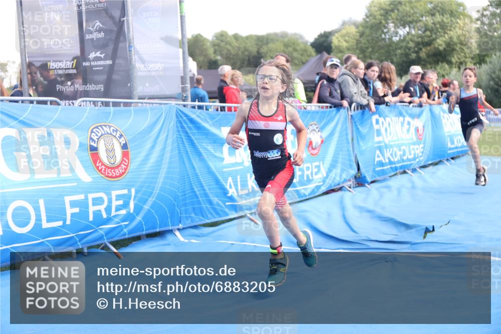 25.08.2024 - Elbe Triathlon Hamburg H.Heesch http://msf.ph/oto/6883205 25.08.2024 12:58:19 Ziel 1793, 1814, 1825, 1829 meine-sportfotos.de
