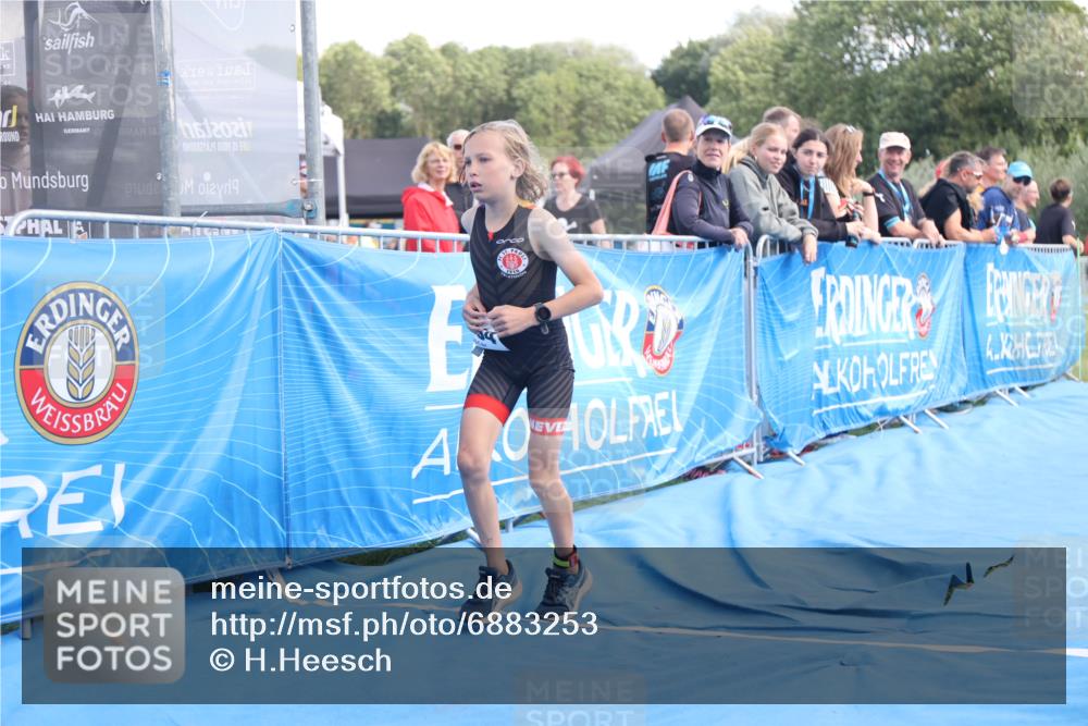 25.08.2024 - Elbe Triathlon Hamburg H.Heesch http://msf.ph/oto/6883253 25.08.2024 12:58:30 Ziel 1784, 1814 meine-sportfotos.de