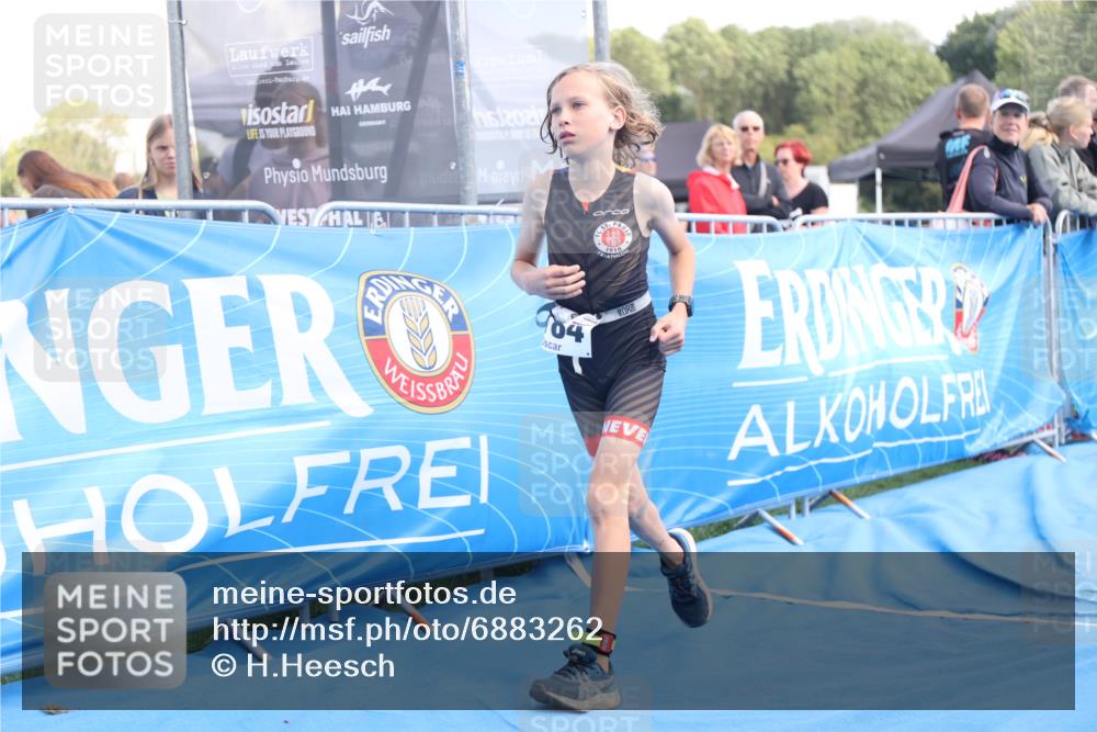25.08.2024 - Elbe Triathlon Hamburg H.Heesch http://msf.ph/oto/6883262 25.08.2024 12:58:31 Ziel 1784, 1814 meine-sportfotos.de