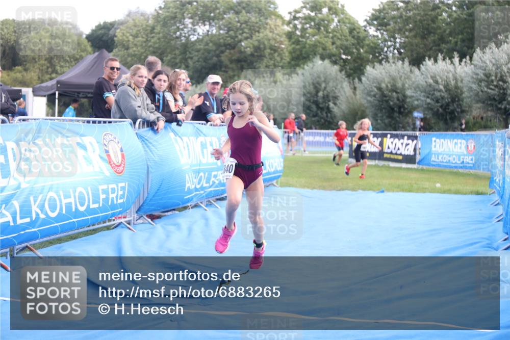 25.08.2024 - Elbe Triathlon Hamburg H.Heesch http://msf.ph/oto/6883265 25.08.2024 12:58:45 Ziel 1840 meine-sportfotos.de