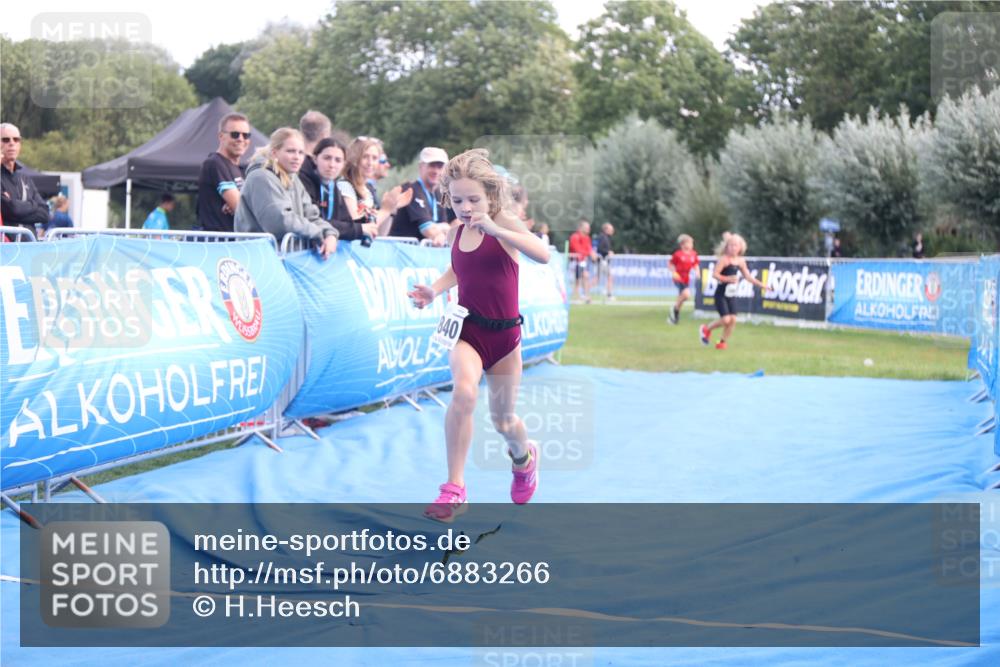 25.08.2024 - Elbe Triathlon Hamburg H.Heesch http://msf.ph/oto/6883266 25.08.2024 12:58:45 Ziel 1840 meine-sportfotos.de
