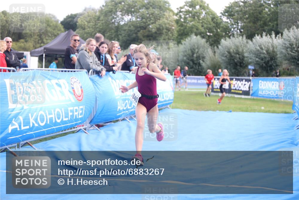 25.08.2024 - Elbe Triathlon Hamburg H.Heesch http://msf.ph/oto/6883267 25.08.2024 12:58:45 Ziel 1840 meine-sportfotos.de