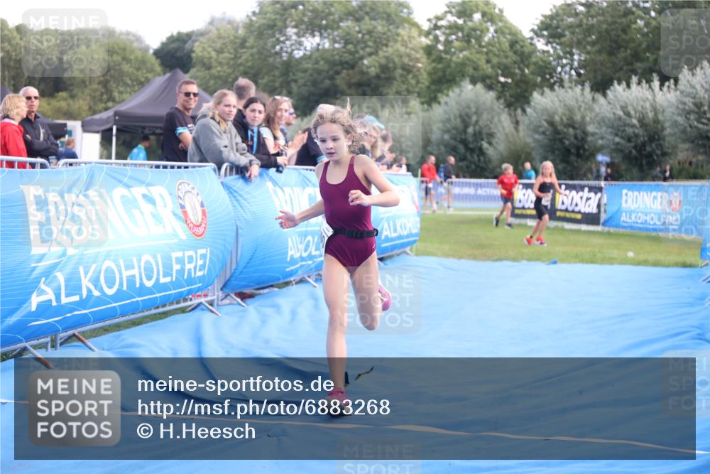 25.08.2024 - Elbe Triathlon Hamburg H.Heesch http://msf.ph/oto/6883268 25.08.2024 12:58:45 Ziel 1840 meine-sportfotos.de