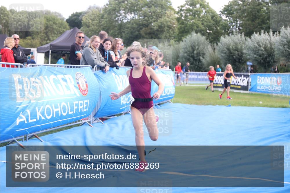 25.08.2024 - Elbe Triathlon Hamburg H.Heesch http://msf.ph/oto/6883269 25.08.2024 12:58:45 Ziel 1840 meine-sportfotos.de