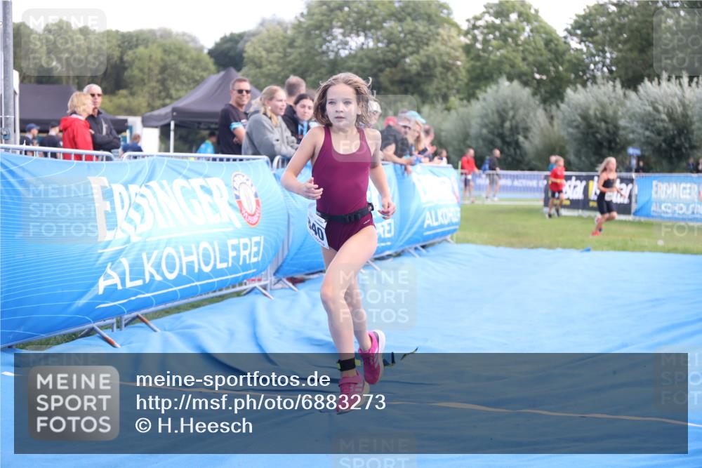25.08.2024 - Elbe Triathlon Hamburg H.Heesch http://msf.ph/oto/6883273 25.08.2024 12:58:45 Ziel 1840 meine-sportfotos.de
