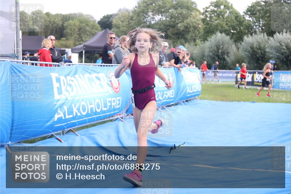 25.08.2024 - Elbe Triathlon Hamburg H.Heesch http://msf.ph/oto/6883275 25.08.2024 12:58:45 Ziel 1840 meine-sportfotos.de