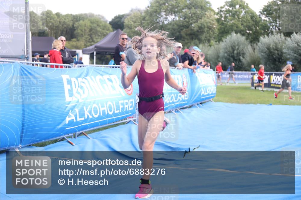 25.08.2024 - Elbe Triathlon Hamburg H.Heesch http://msf.ph/oto/6883276 25.08.2024 12:58:45 Ziel 1840 meine-sportfotos.de