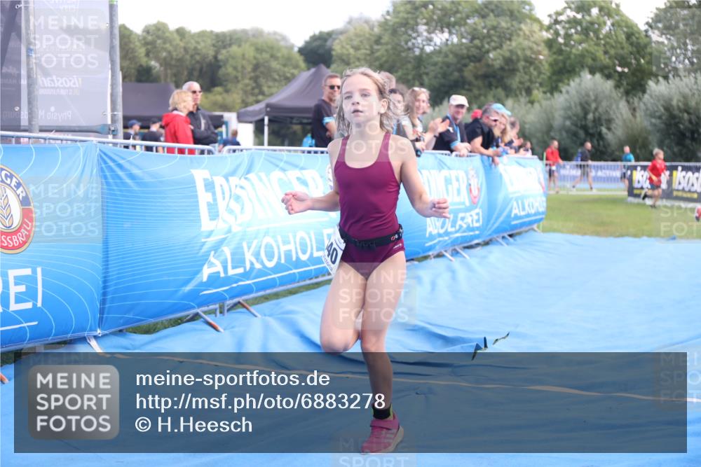 25.08.2024 - Elbe Triathlon Hamburg H.Heesch http://msf.ph/oto/6883278 25.08.2024 12:58:45 Ziel 1840 meine-sportfotos.de
