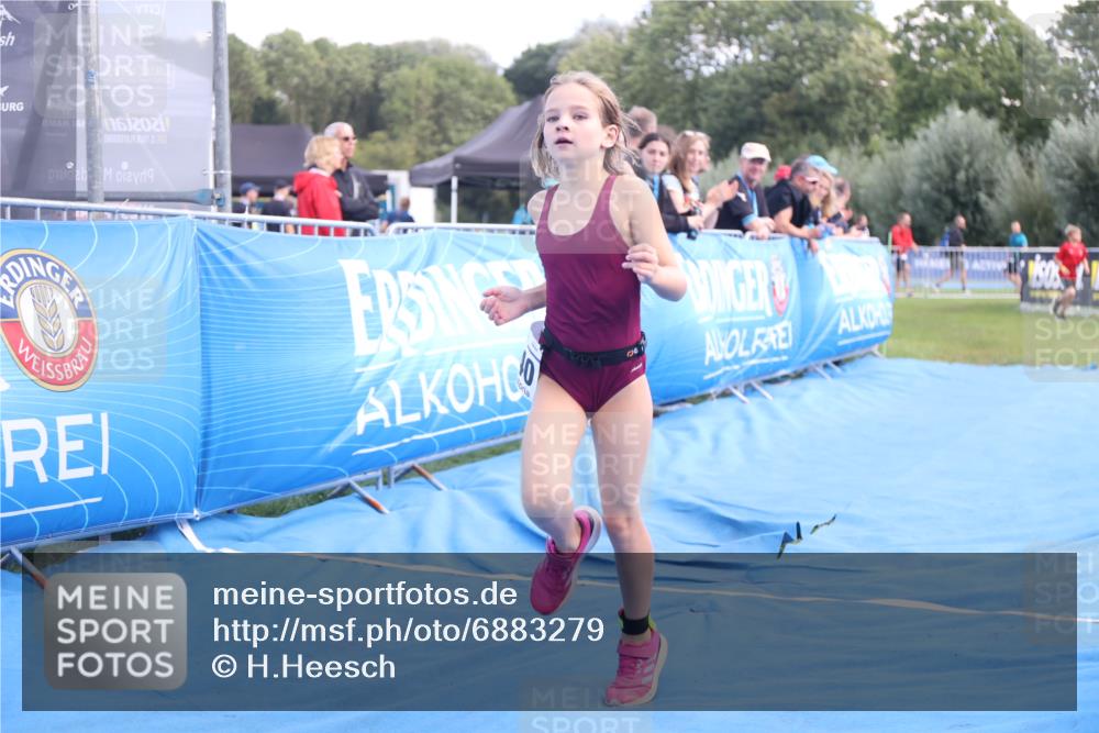 25.08.2024 - Elbe Triathlon Hamburg H.Heesch http://msf.ph/oto/6883279 25.08.2024 12:58:45 Ziel 1840 meine-sportfotos.de