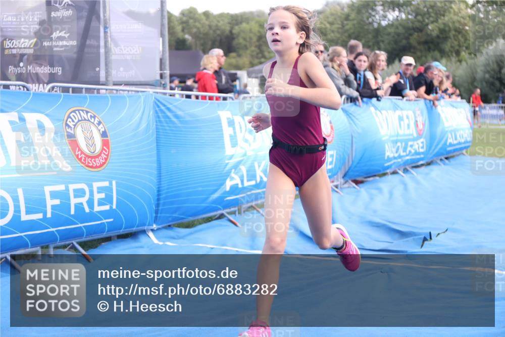 25.08.2024 - Elbe Triathlon Hamburg H.Heesch http://msf.ph/oto/6883282 25.08.2024 12:58:46 Ziel 1840 meine-sportfotos.de
