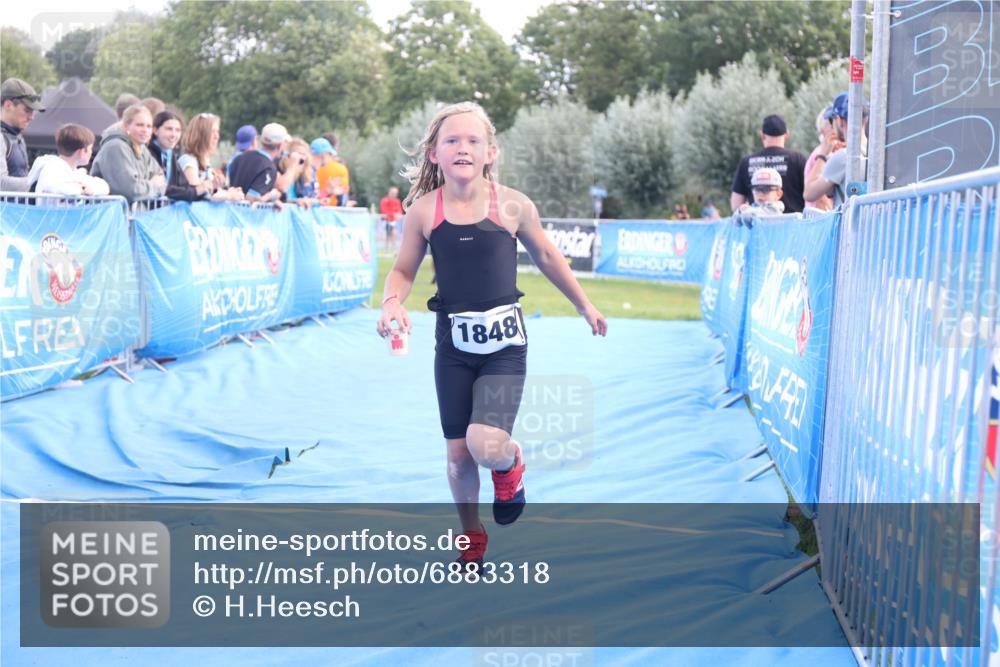 25.08.2024 - Elbe Triathlon Hamburg H.Heesch http://msf.ph/oto/6883318 25.08.2024 12:59:16 Ziel 1741, 1853 meine-sportfotos.de