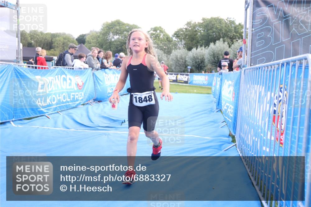 25.08.2024 - Elbe Triathlon Hamburg H.Heesch http://msf.ph/oto/6883327 25.08.2024 12:59:17 Ziel 1741, 1853 meine-sportfotos.de