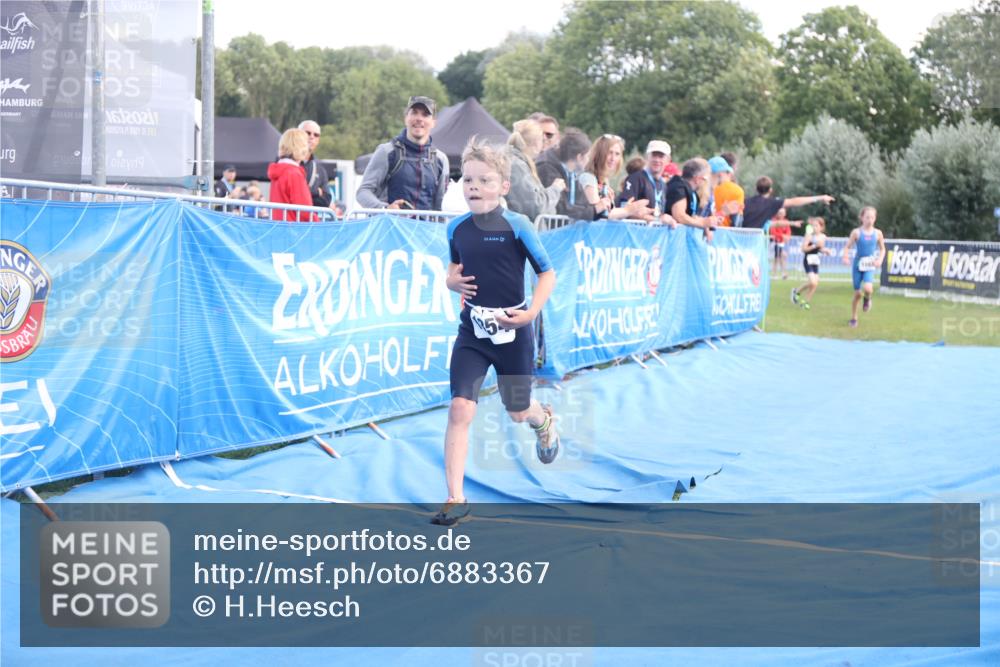 25.08.2024 - Elbe Triathlon Hamburg H.Heesch http://msf.ph/oto/6883367 25.08.2024 12:59:23 Ziel 1741, 1843, 1848, 1853 meine-sportfotos.de