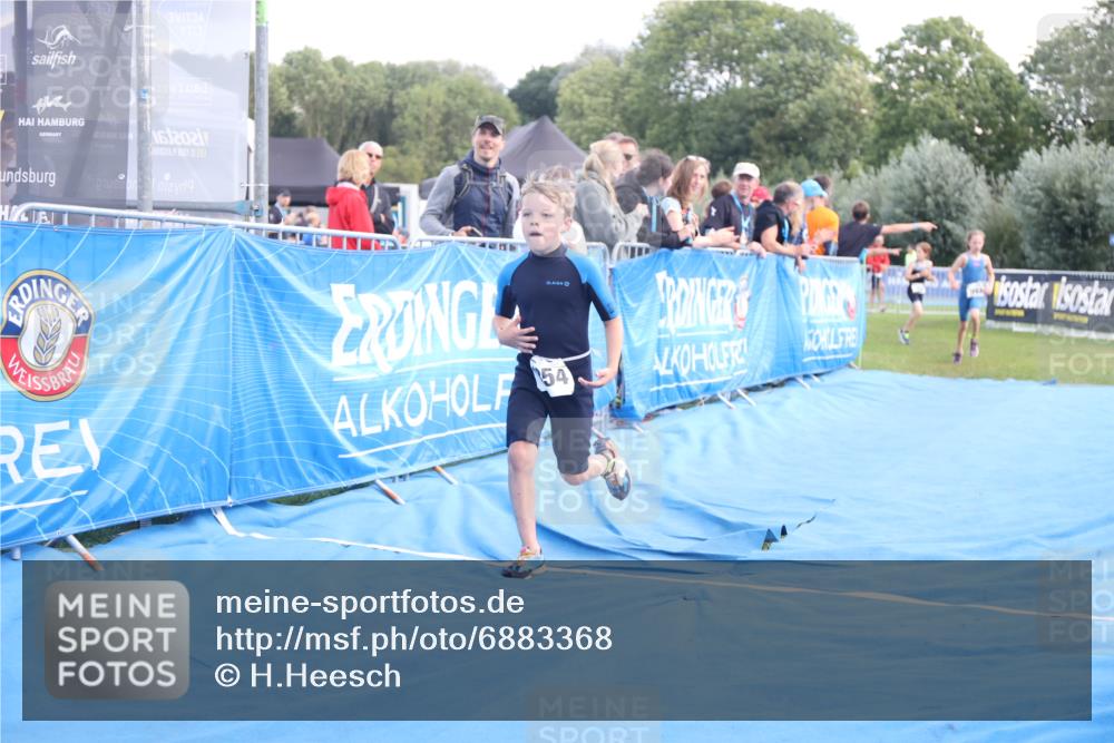 25.08.2024 - Elbe Triathlon Hamburg H.Heesch http://msf.ph/oto/6883368 25.08.2024 12:59:23 Ziel 1741, 1843, 1848, 1853 meine-sportfotos.de