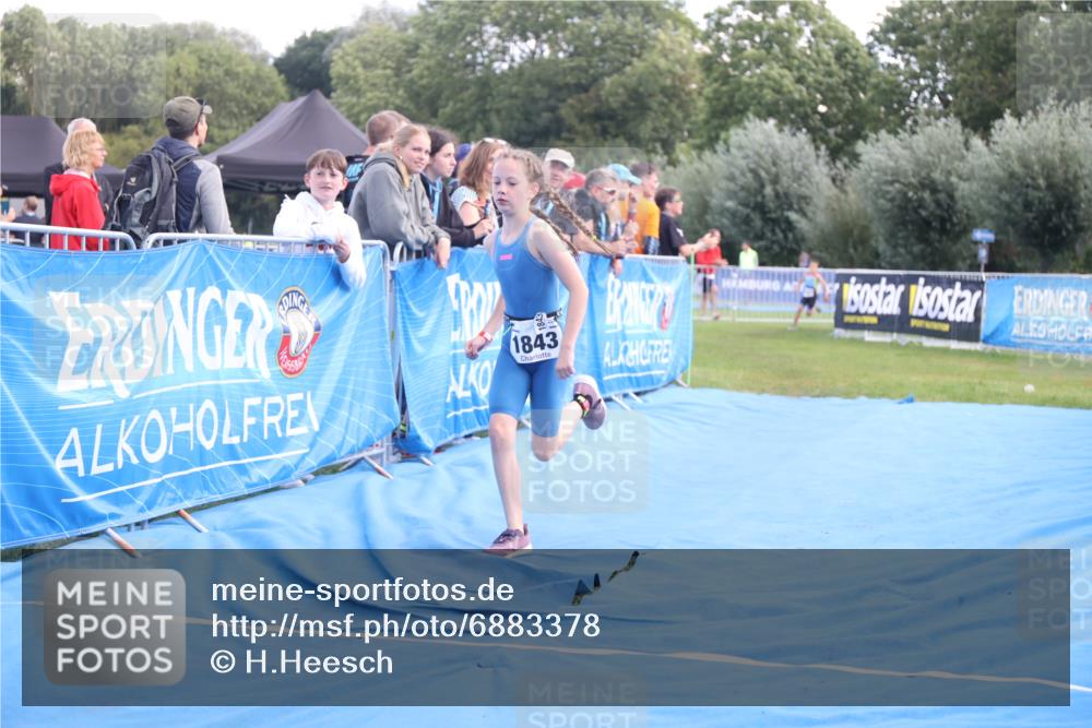 25.08.2024 - Elbe Triathlon Hamburg H.Heesch http://msf.ph/oto/6883378 25.08.2024 12:59:27 Ziel 1741, 1821, 1843, 1848, 1853 meine-sportfotos.de