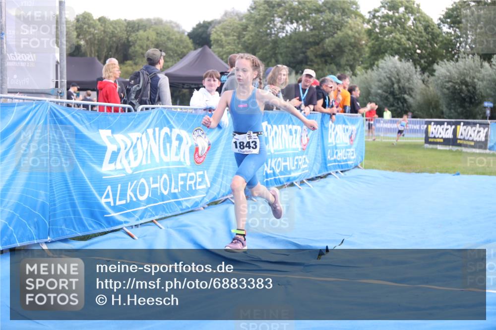 25.08.2024 - Elbe Triathlon Hamburg H.Heesch http://msf.ph/oto/6883383 25.08.2024 12:59:27 Ziel 1741, 1821, 1843, 1848, 1853 meine-sportfotos.de