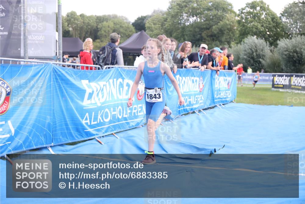 25.08.2024 - Elbe Triathlon Hamburg H.Heesch http://msf.ph/oto/6883385 25.08.2024 12:59:27 Ziel 1741, 1821, 1843, 1848, 1853 meine-sportfotos.de