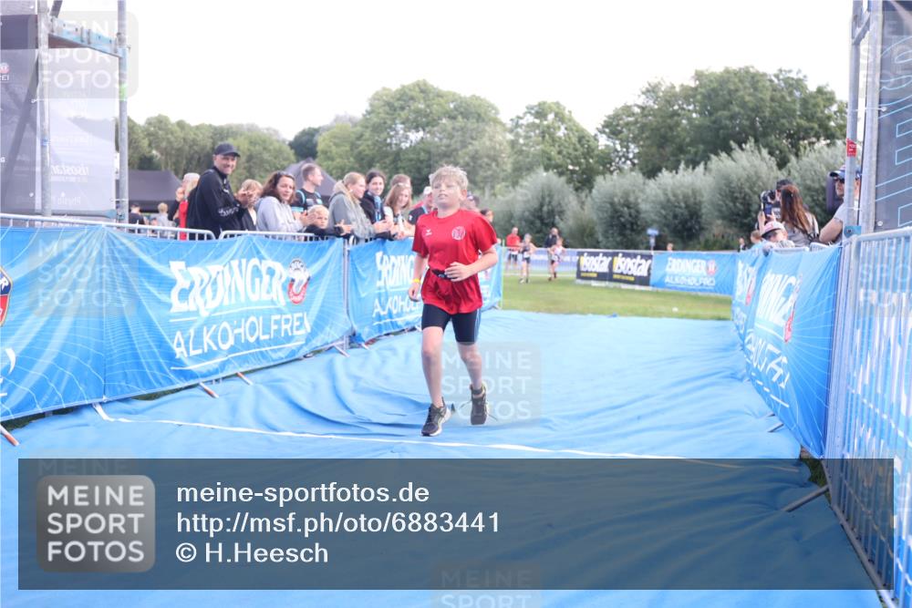 25.08.2024 - Elbe Triathlon Hamburg H.Heesch http://msf.ph/oto/6883441 25.08.2024 13:00:01 Ziel 1790, 1855 meine-sportfotos.de
