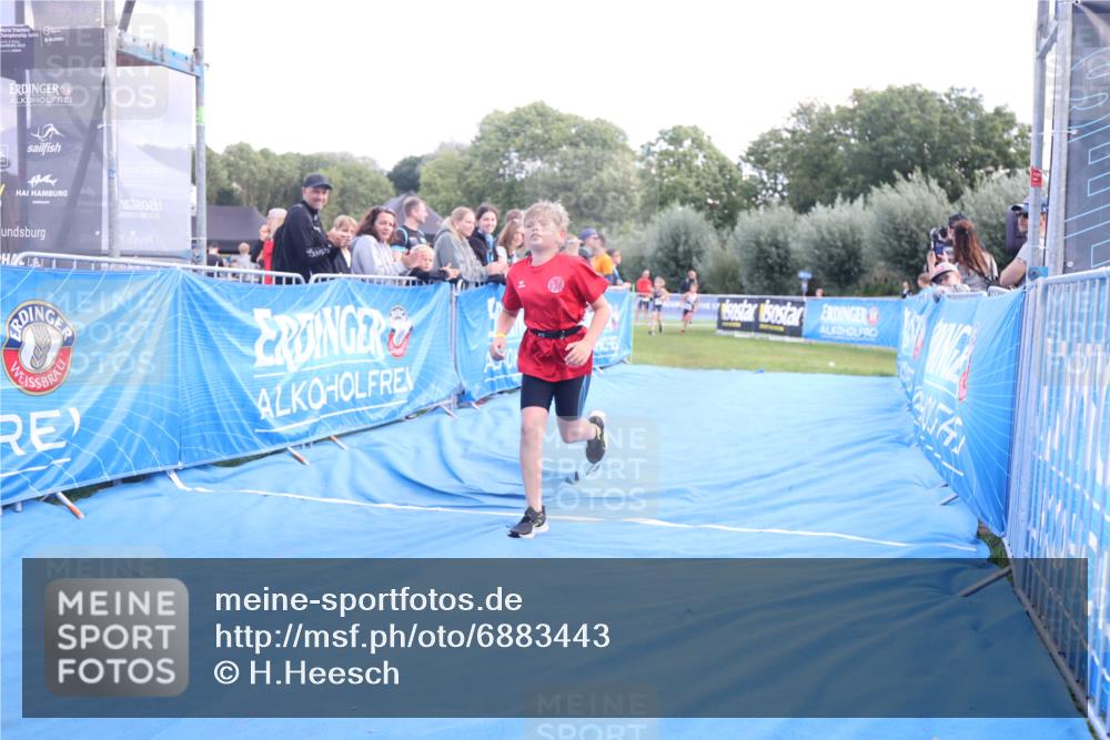 25.08.2024 - Elbe Triathlon Hamburg H.Heesch http://msf.ph/oto/6883443 25.08.2024 13:00:01 Ziel 1790, 1855 meine-sportfotos.de