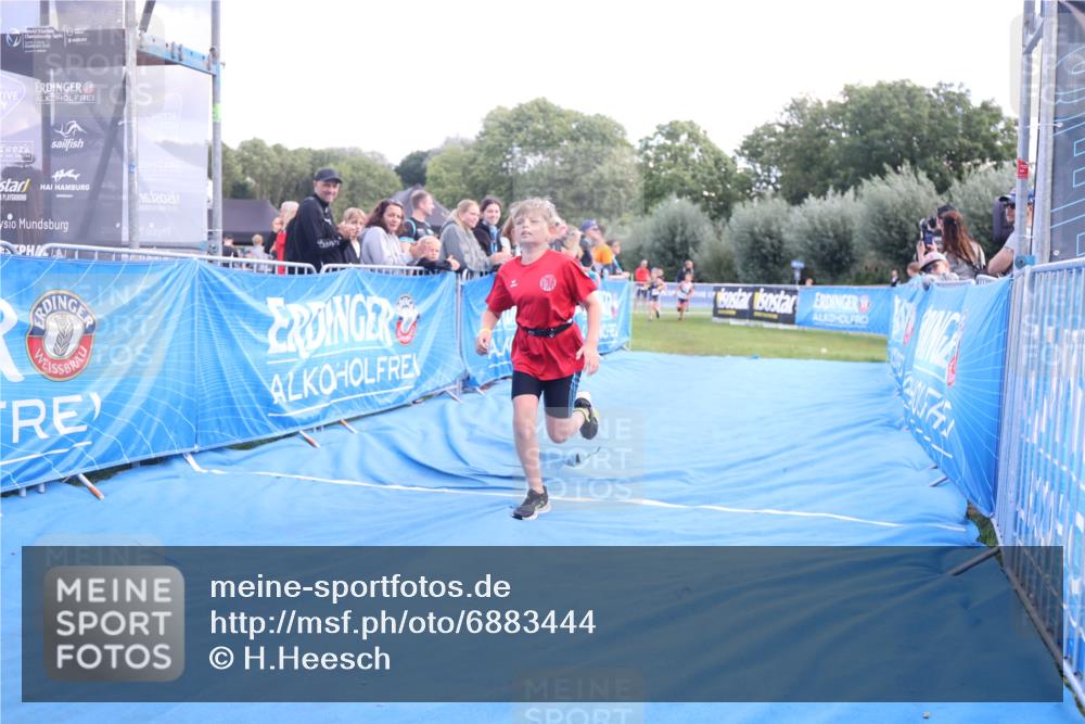 25.08.2024 - Elbe Triathlon Hamburg H.Heesch http://msf.ph/oto/6883444 25.08.2024 13:00:01 Ziel 1790, 1855 meine-sportfotos.de