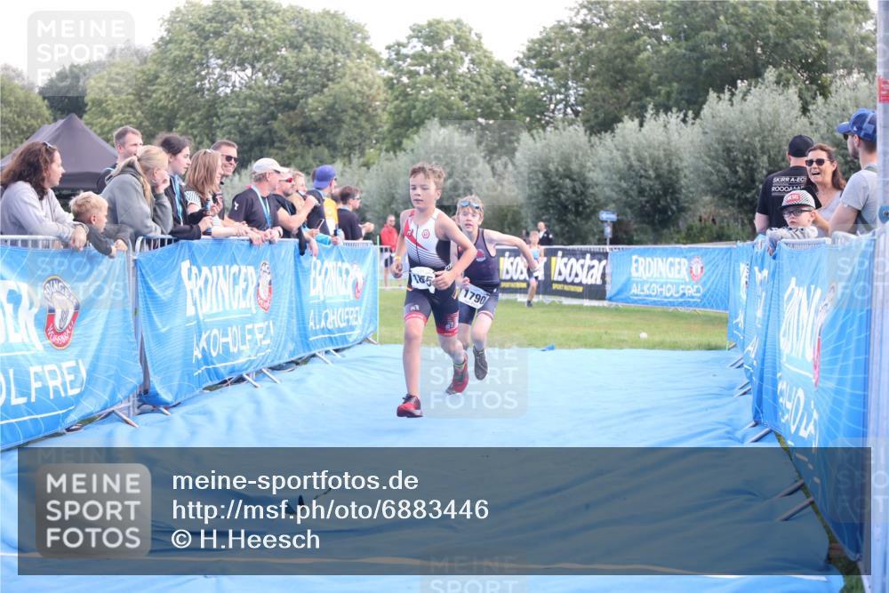 25.08.2024 - Elbe Triathlon Hamburg H.Heesch http://msf.ph/oto/6883446 25.08.2024 13:00:07 Ziel 1790, 1855 meine-sportfotos.de