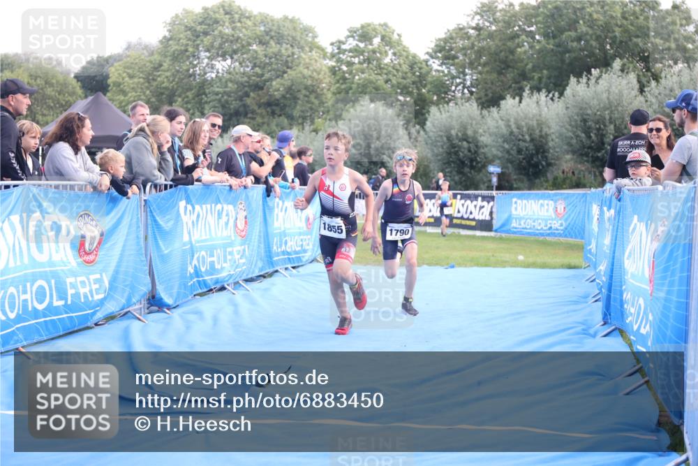 25.08.2024 - Elbe Triathlon Hamburg H.Heesch http://msf.ph/oto/6883450 25.08.2024 13:00:07 Ziel 1790, 1855 meine-sportfotos.de
