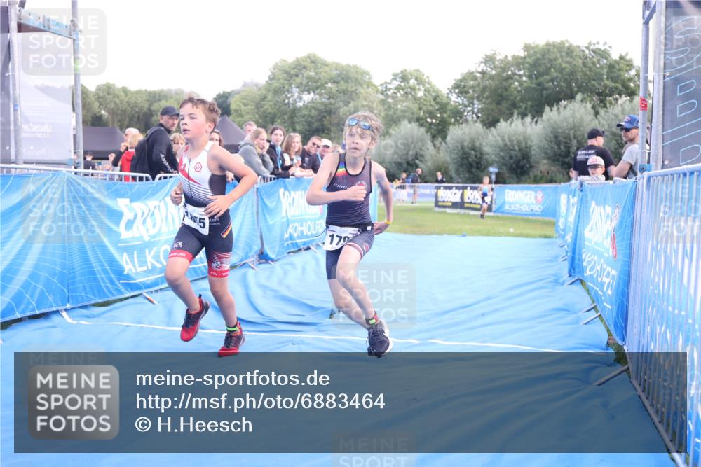 25.08.2024 - Elbe Triathlon Hamburg H.Heesch http://msf.ph/oto/6883464 25.08.2024 13:00:08 Ziel 1790, 1855 meine-sportfotos.de