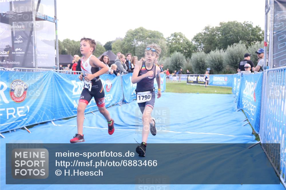 25.08.2024 - Elbe Triathlon Hamburg H.Heesch http://msf.ph/oto/6883466 25.08.2024 13:00:08 Ziel 1790, 1855 meine-sportfotos.de