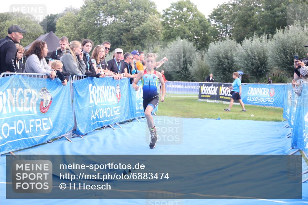 25.08.2024 - Elbe Triathlon Hamburg H.Heesch http://msf.ph/oto/6883474 25.08.2024 13:00:18 Ziel 1785 meine-sportfotos.de